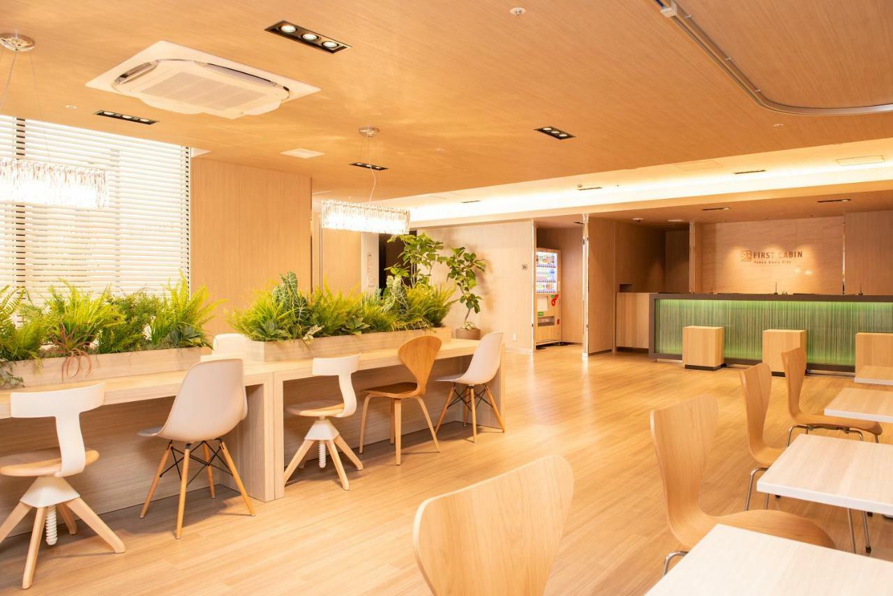 Отель First Cabin Tokyo Dome City Экстерьер фото